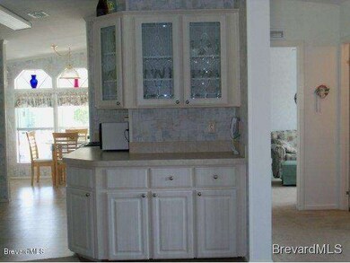 342 Kitchen 2
