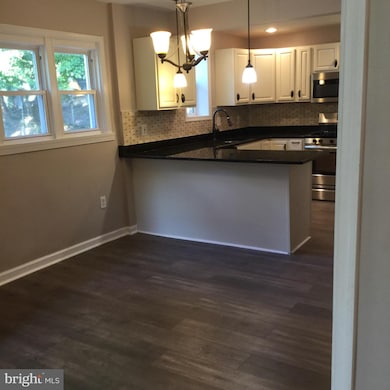 606 Opus Ave, Capitol Heights, MD 20743 - photo 4