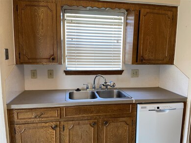 2215 Winter Bay Ln, Houston, TX 77088 - photo 2