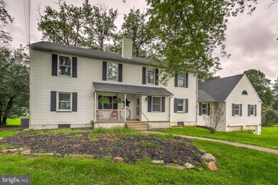 1124 Greenway Rd, Cockeysville, MD 21030 - photo 4