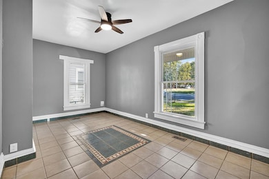 2305 Drake Park Ave, Des Moines, IA 50311 - photo 7