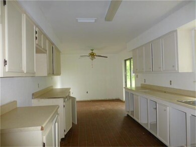 5301 County Road 166, Alvin, TX 77511 - photo 3