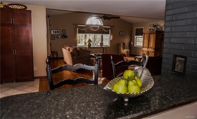 2985 Krueger Rd, North Tonawanda, NY 14120 - photo 3