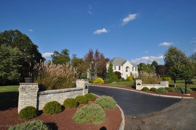 16 Yeger Dr, Allentown, NJ 08501 - photo 2