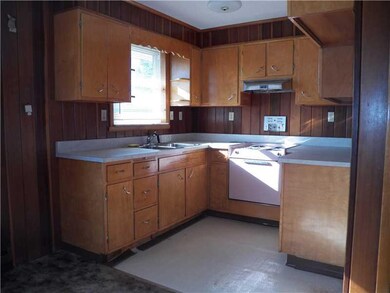 202 S 6th St, West Newton, PA 15089 - photo 4