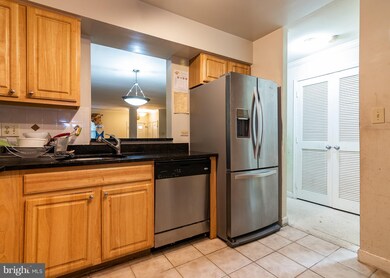 3827 Chesterwood Dr, Silver Spring, MD 20906 - photo 7