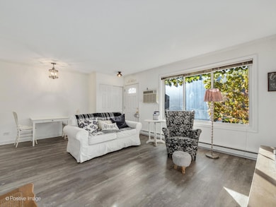 1S265 Dillon Ln, Villa Park, IL 60181 - photo 5