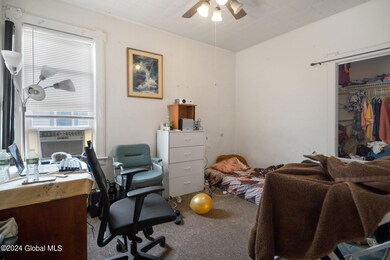 744 Myrtle Ave, Albany, NY 12208 - photo 7