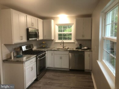 710 W Birchtree Ln, Claymont, DE 19703 - photo 6