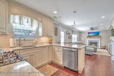 20-KITCHEN