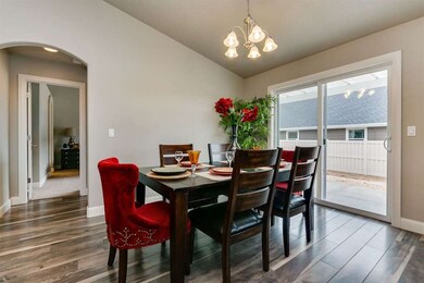 1377 W Sagwon Dr, Kuna, ID 83634 - photo 4