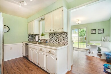 2110 Dawson Ave NE, Grand Rapids, MI 49505 - photo 2