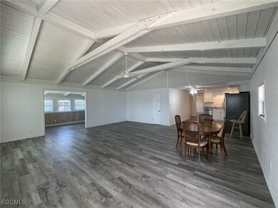 5611 Captain John Smith Loop, North Fort Myers, FL 33917 - photo 4