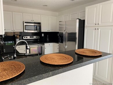 11580 NW 50th Terrace, Doral, FL 33178 - photo 5