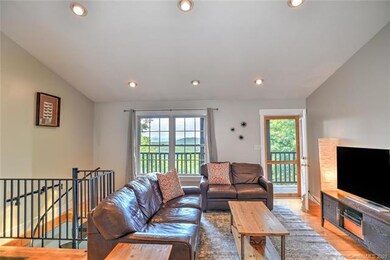 Great Room w/Mountain Views