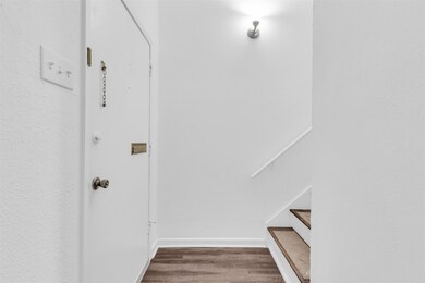 7616 Riverbrook Dr unit 6, Dallas, TX 75230 - photo 5