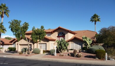Front Yard & Home