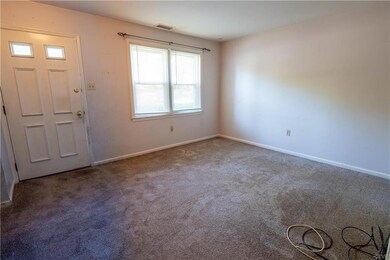 539 Newbury Ct, Sellersville, PA 18960 - photo 3