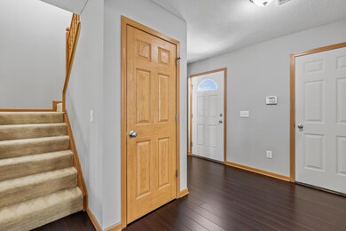 10-Foyer