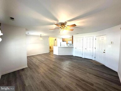 2031 Windsong Dr unit 1C, Hagerstown, MD 21740 - photo 5