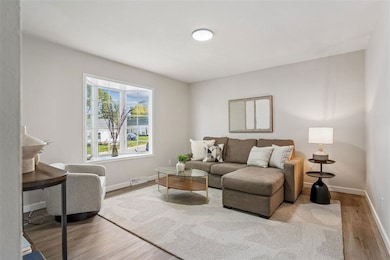 232 27th St NW, Cedar Rapids, IA 52405 - photo 6