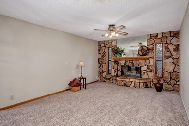 Family w/Fireplace