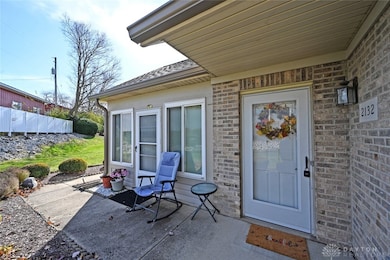 2132 Willow Run Cir, Enon, OH 45323 - photo 5