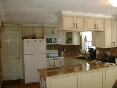 137 Flintlock Village unit 1, Wells, ME 04090 - photo 3