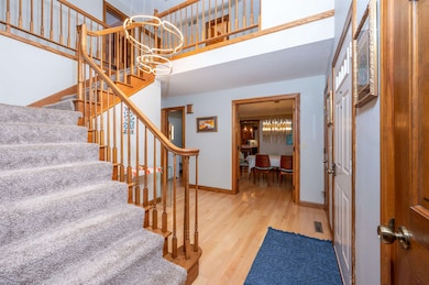 4809 Moorland Ct, Midland, MI 48640 - photo 2