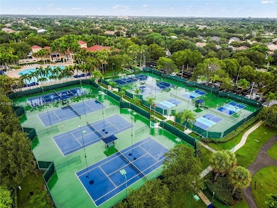 1161 NW 130th Ave, Pembroke Pines, FL 33028 - photo 6