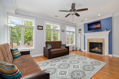 6113 N Mozart St unit 4, Chicago, IL 60659 - photo 2