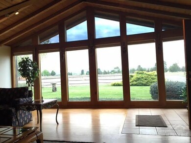 19349 Pinehurst Rd, Bend, OR 97703 - photo 6