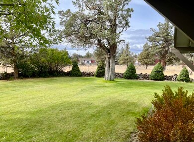 22914 Yucca Ct, Bend, OR 97701 - photo 6