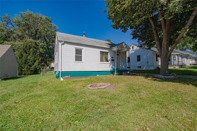 3012 Indianapolis Ave, Des Moines, IA 50317 - photo 2
