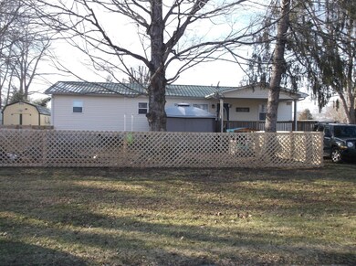 467 Dillon St, Crossville, TN 38555 - photo 3