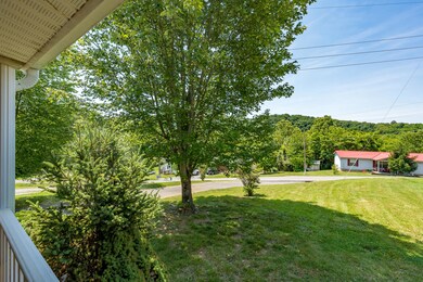 110 Riverview Ave, Watauga, TN 37694 - photo 5