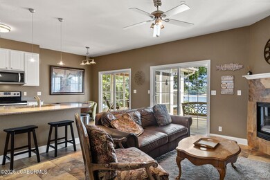 9-web-or-mls-31 Bluff Ridge Dr 1A (9)