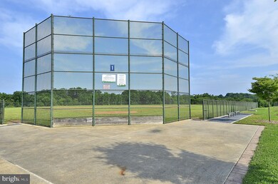 12018 Chestnut Glen Rd, Clarksburg, MD 20871 - photo 2