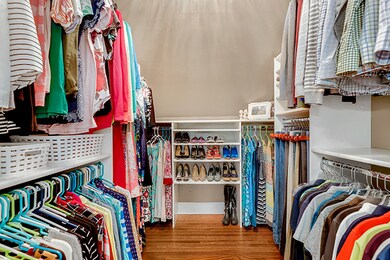 1495 Oakwood Ave, Des Plaines, IL 60016 - photo 4