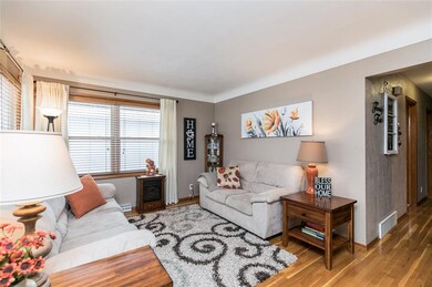 2438 O Ave NW, Cedar Rapids, IA 52405 - photo 6