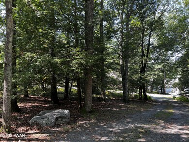 127 Eisenhower Dr, Lords Valley, PA 18428 - photo 5