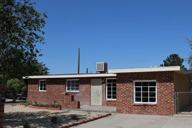 401 Oregon Ave, Alamogordo, NM 88310 - photo 2