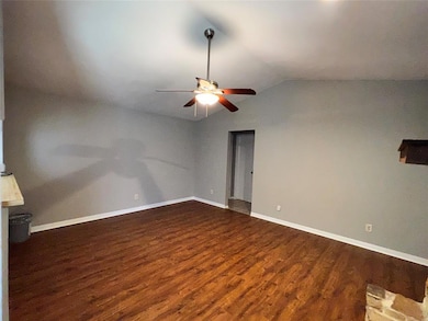 11444 Ptarmigan Dr unit B, Austin, TX 78758 - photo 2