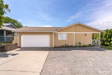 600 10th St NE, East Wenatchee, WA 98802 - photo 2
