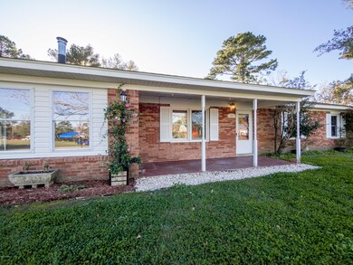 113 Royal Ct, Jacksonville, NC 28546 - photo 2