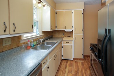 610 allcott street-106