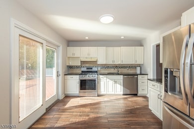 83 Mountain Ave, Cedar Knolls, NJ 07927 - photo 7