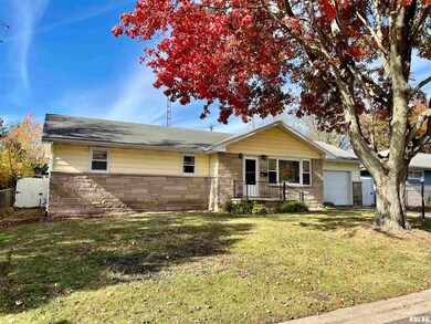 29 Tulip Dr, Lincoln, IL 62656 - photo 2