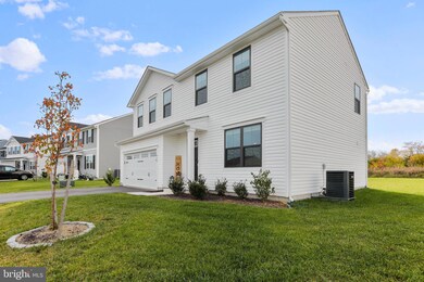 442 Switchgrass Ct, Bunker Hill, WV 25413 - photo 3