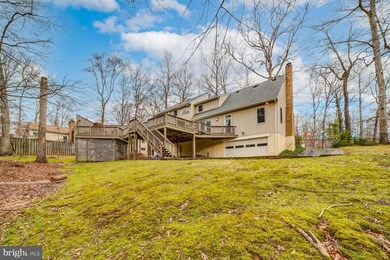 5838 Fitzhugh St, Burke, VA 22015 - photo 5